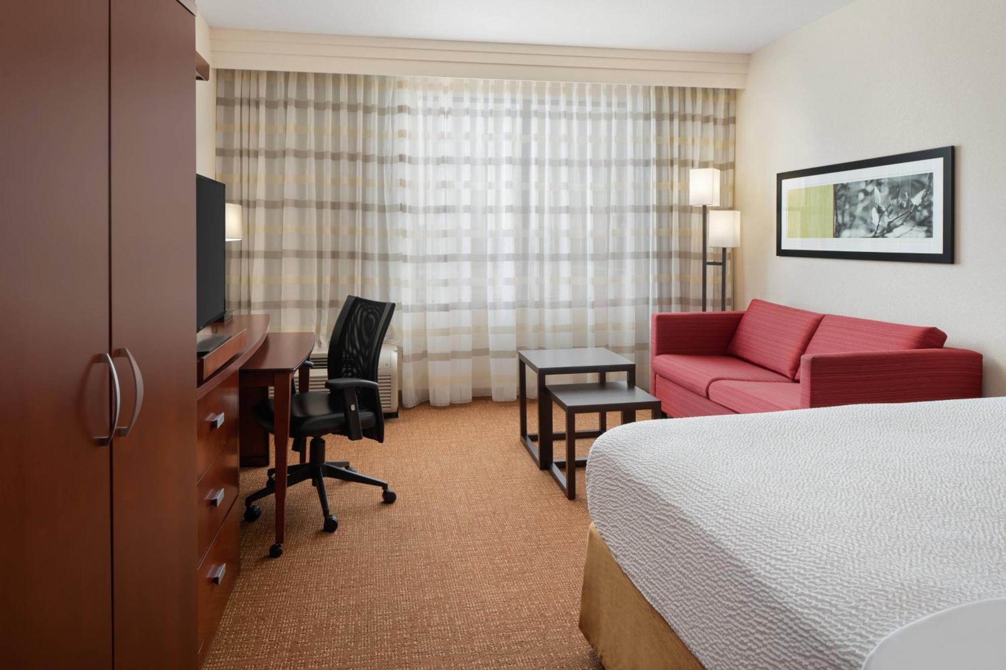 Courtyard By Marriott Houston Kingwood Hotel Kinwood Екстериор снимка