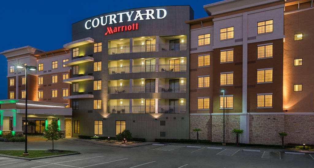 Courtyard By Marriott Houston Kingwood Hotel Kinwood Екстериор снимка